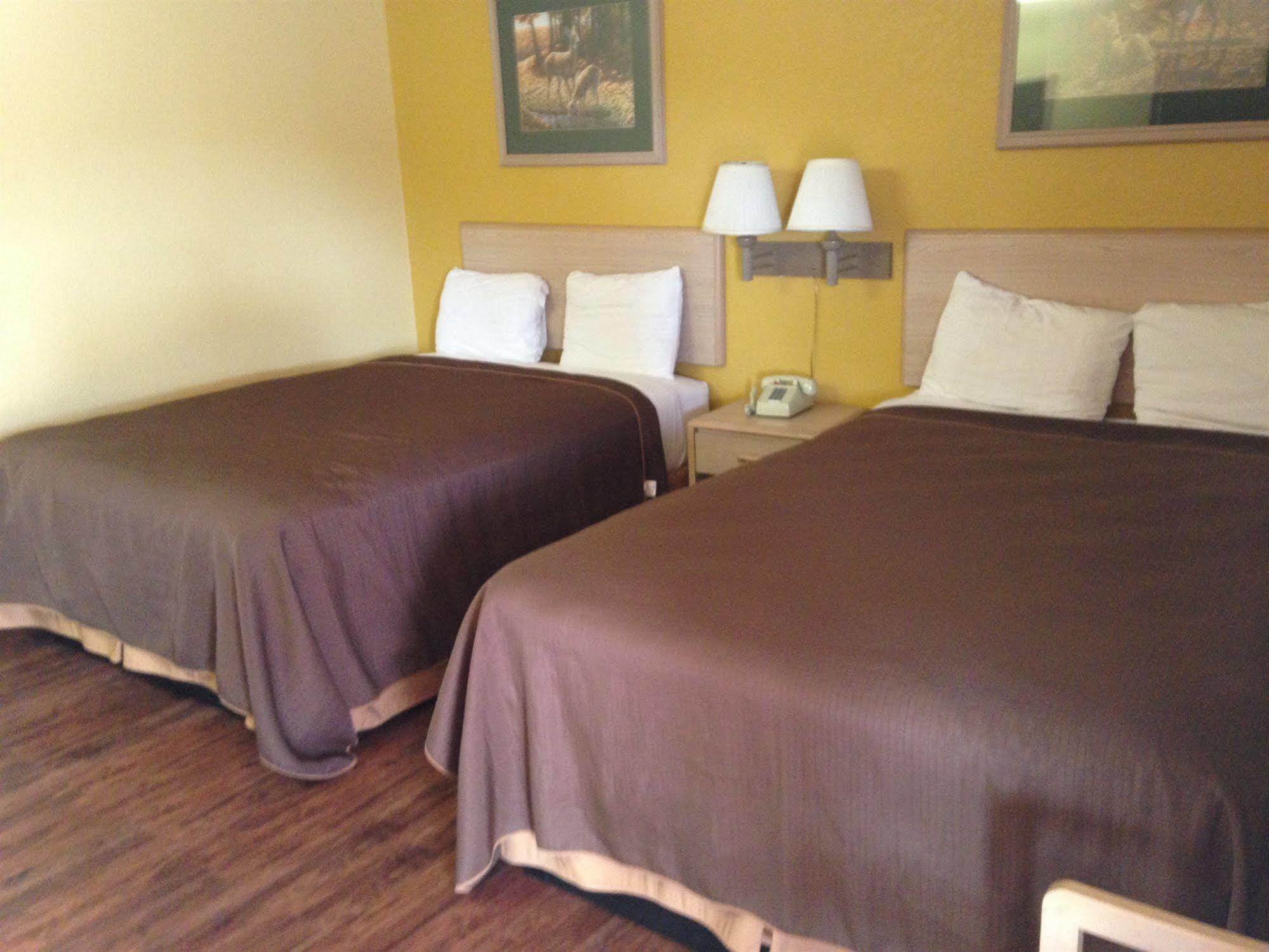 Village Inn Cotulla Kültér fotó